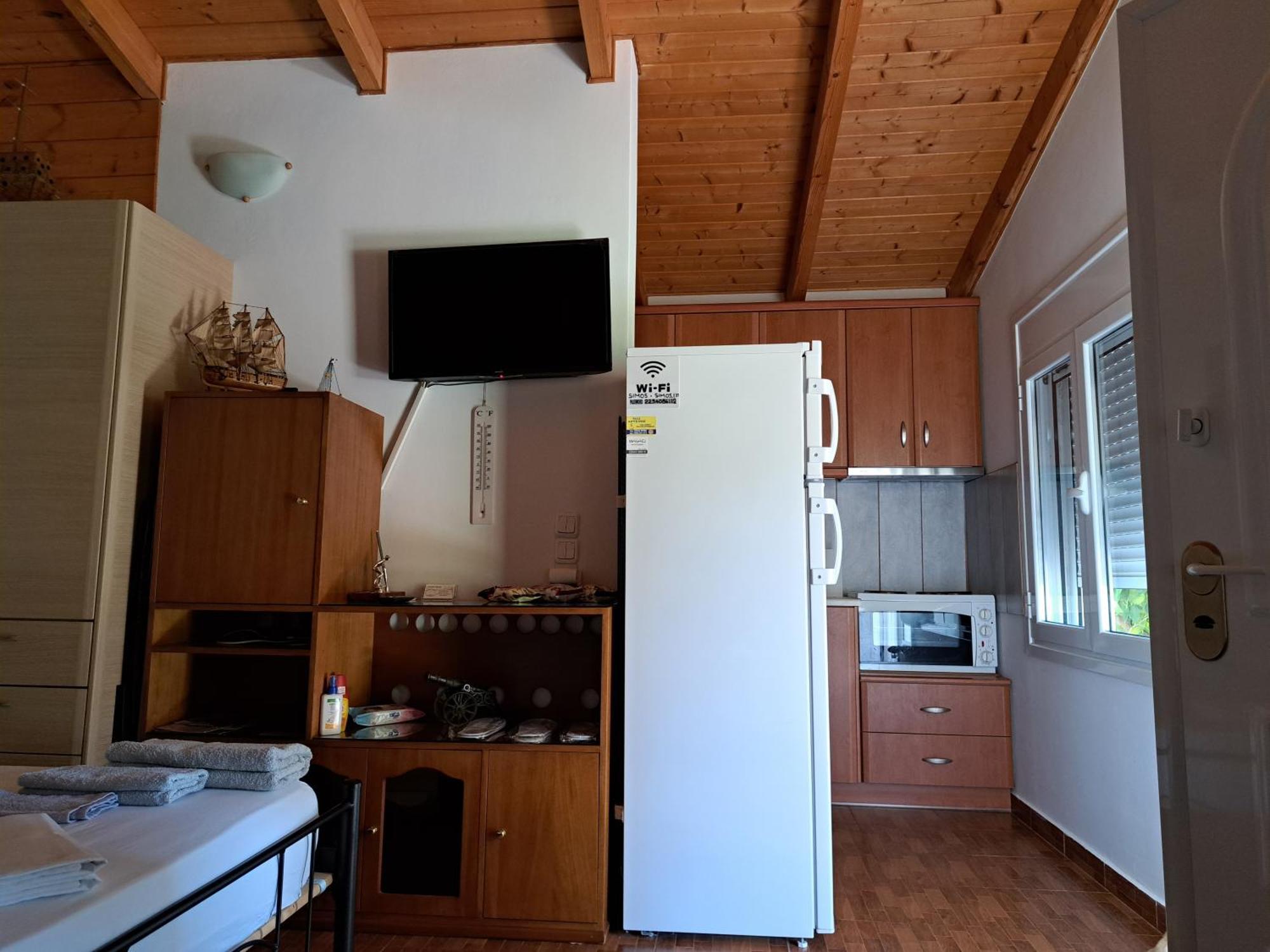 Garden House-Free Transfer From Airport Vila Loútsa Exterior foto